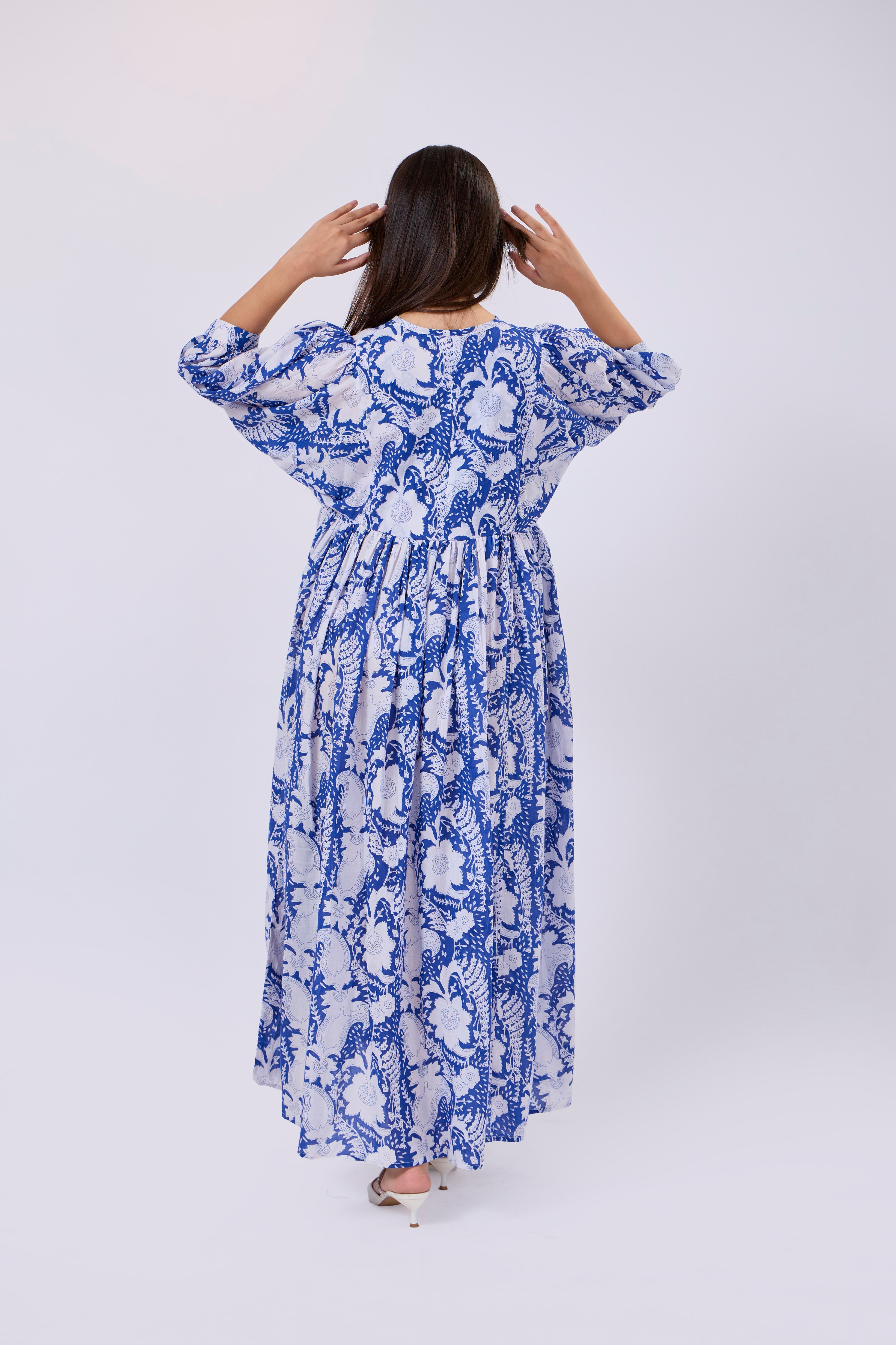 Introducing the Frillina Dress: Elegant and Flowy