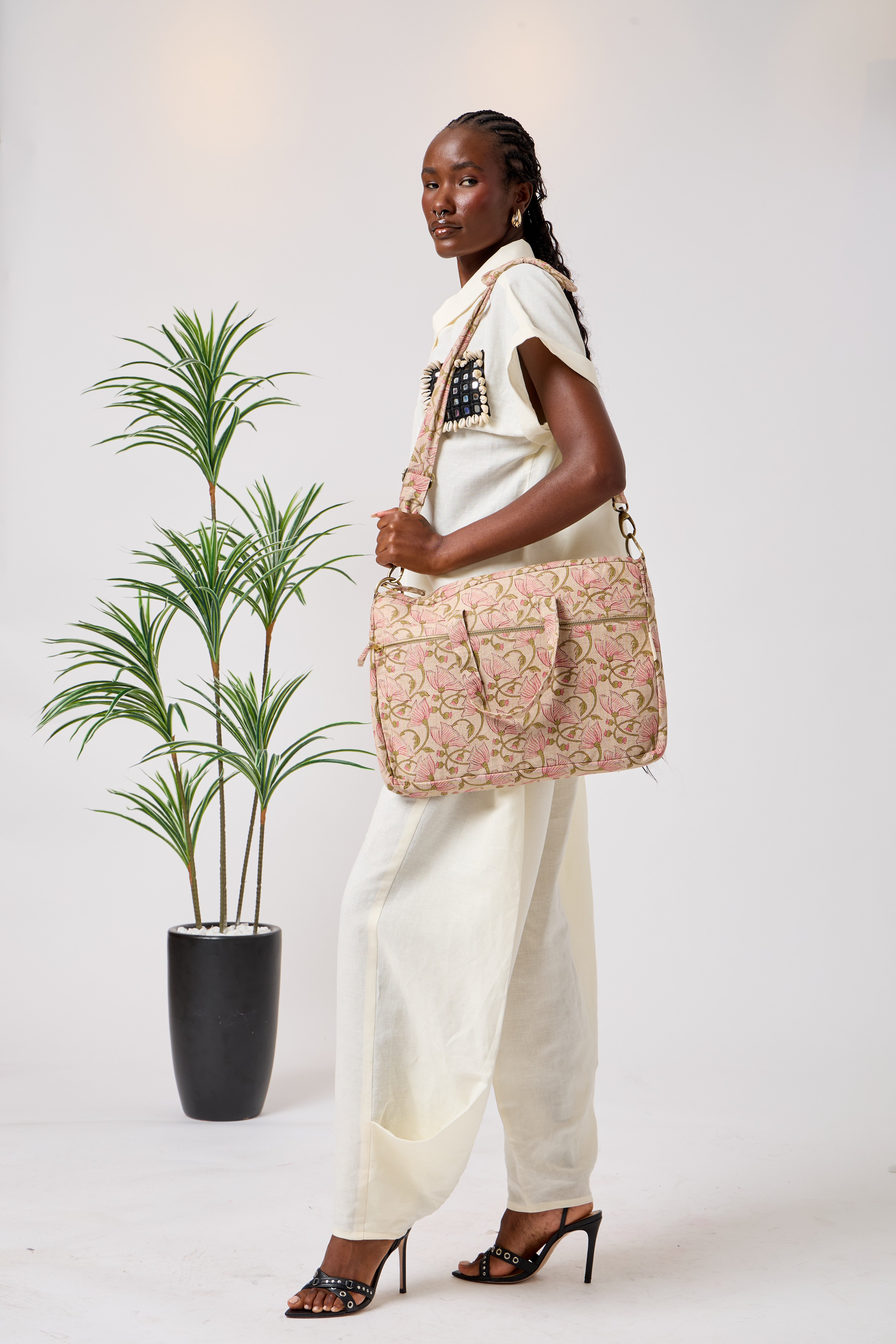 Blush Pink Floral Print Linen Laptop Tote Bag with Adjustable Strap | Zarra