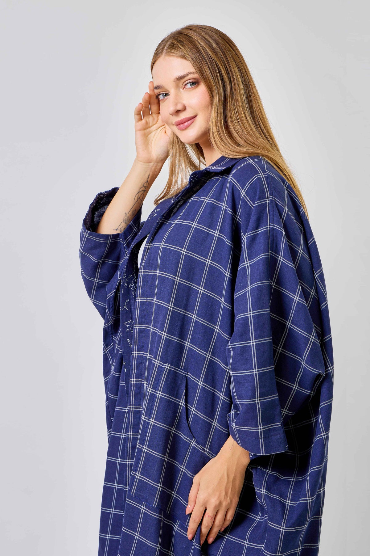 Tramiel Reversible Kimono