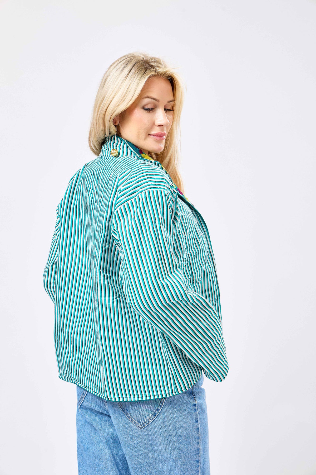 Calyra Short Velvet Jacket