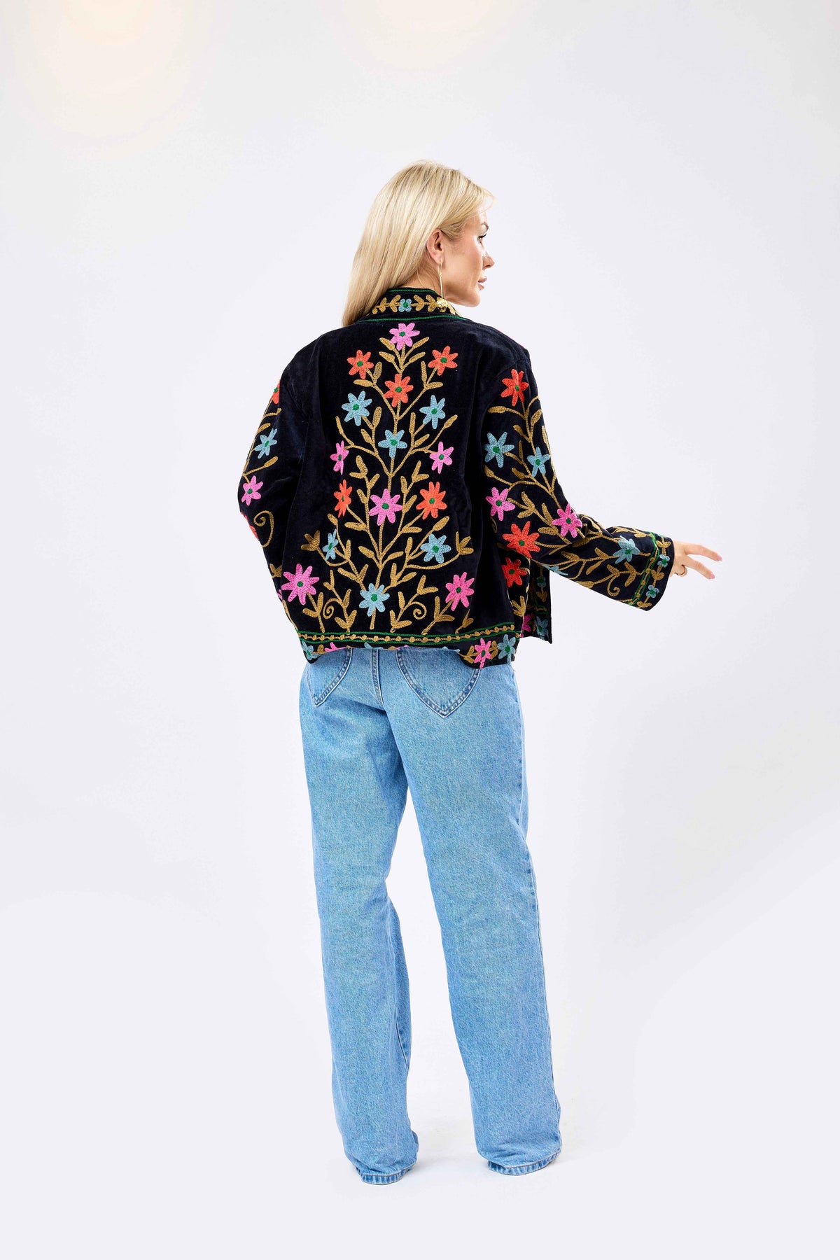 Noirelle Short Velvet Jacket