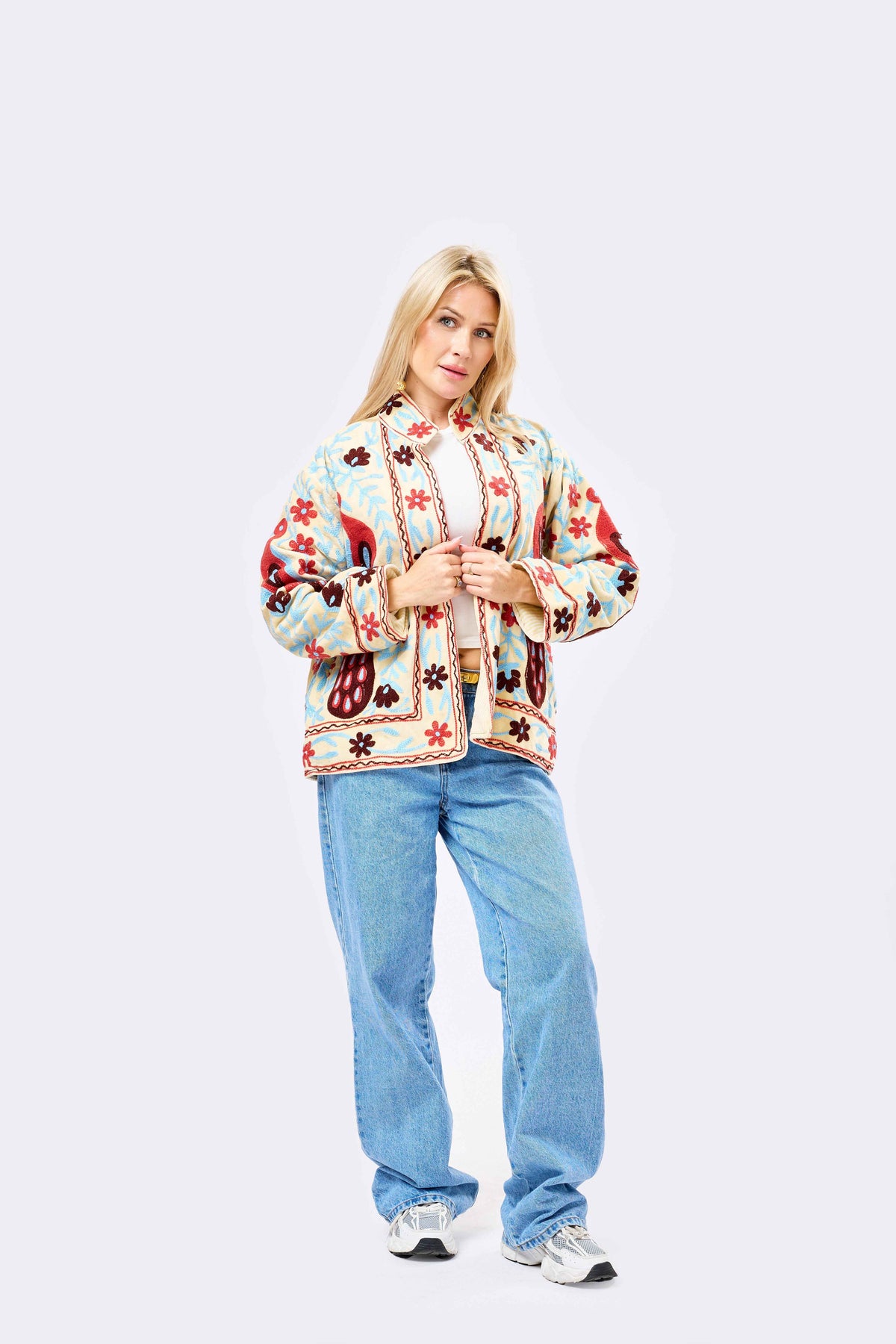Elvaraeh Short Velvet Jacket