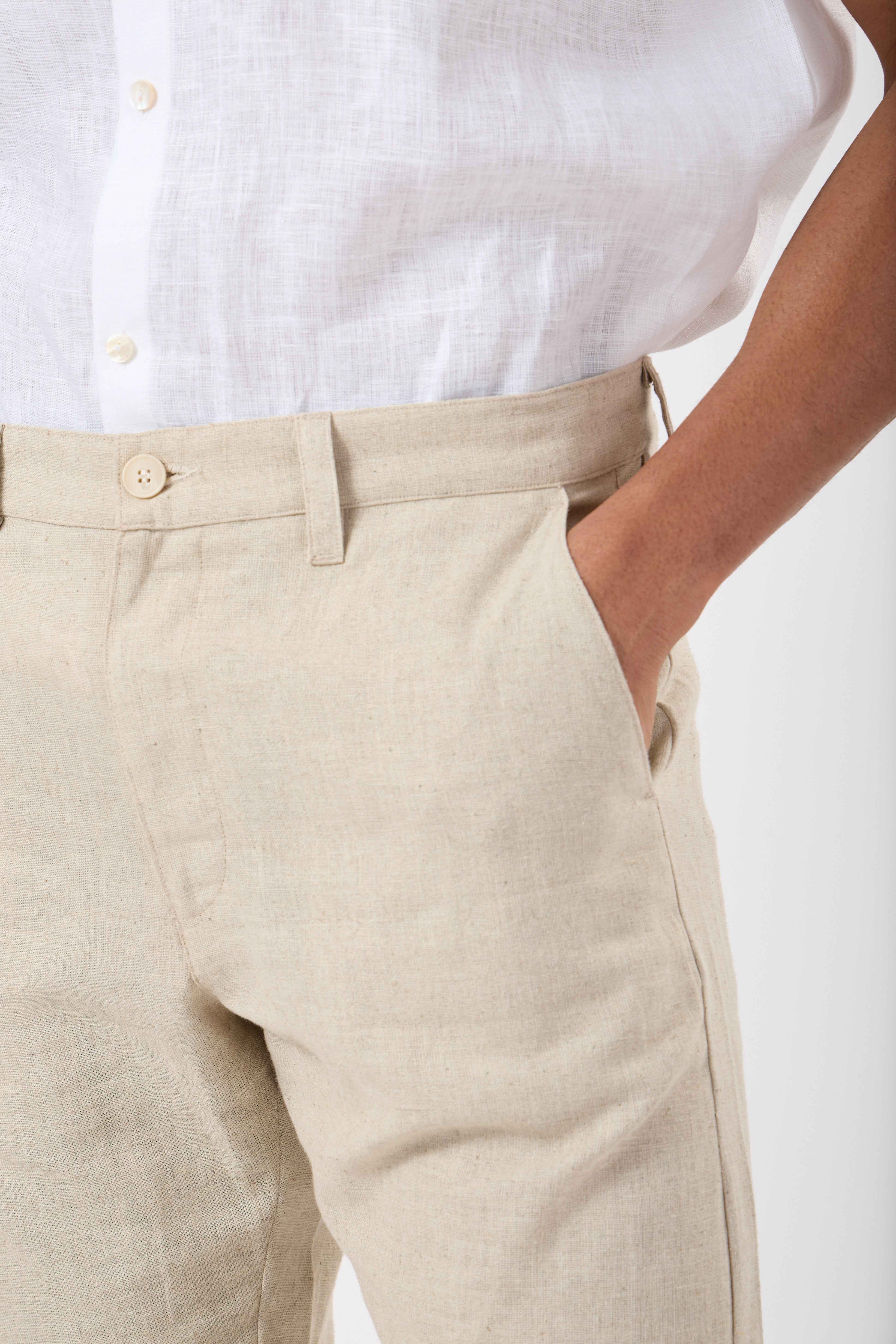 Optimo: Semi-Formal Pant for the Modern Man