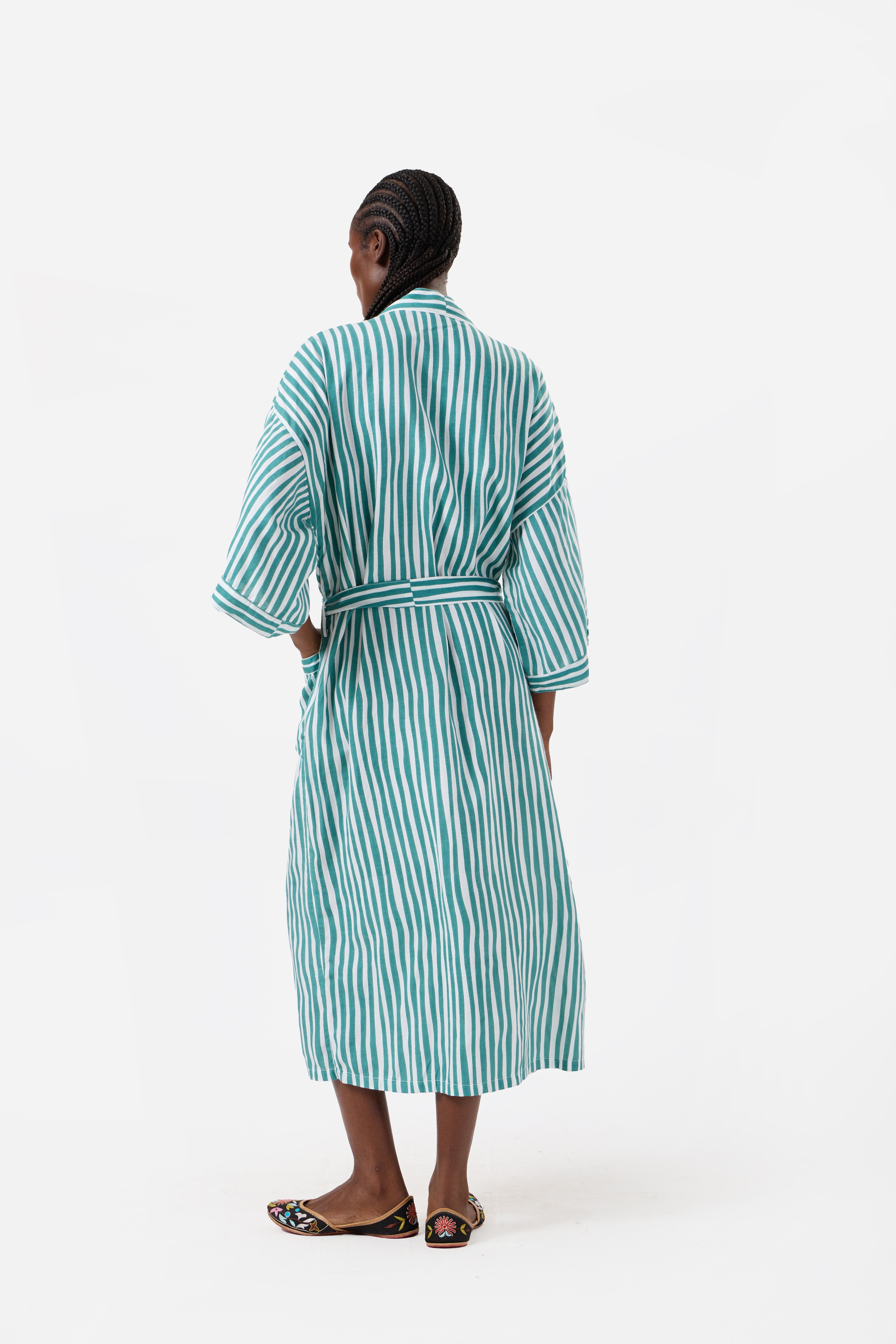 Serenity: Relaxed Bathrobe
