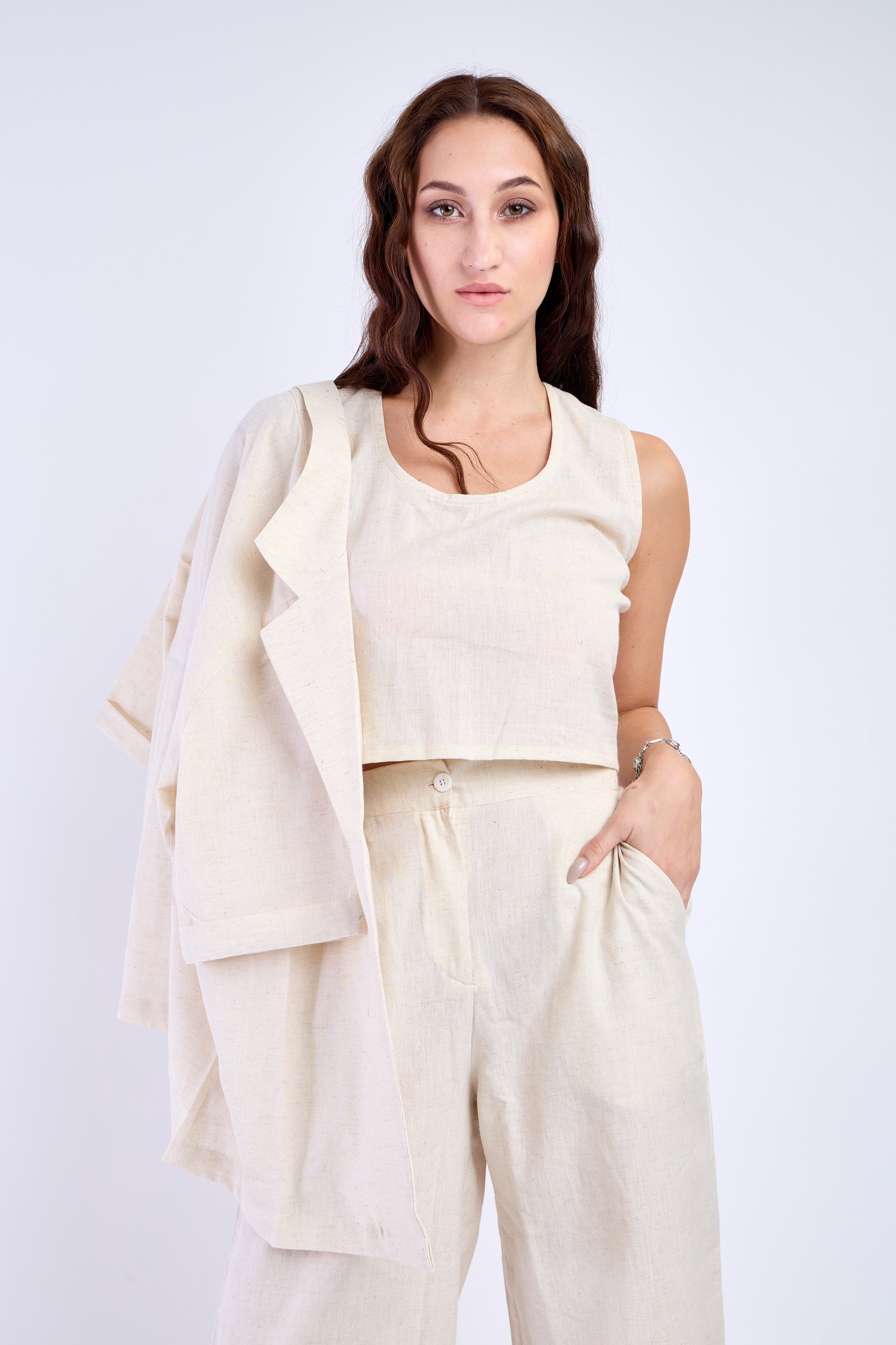 The Gaia World’s playful 3-piece set