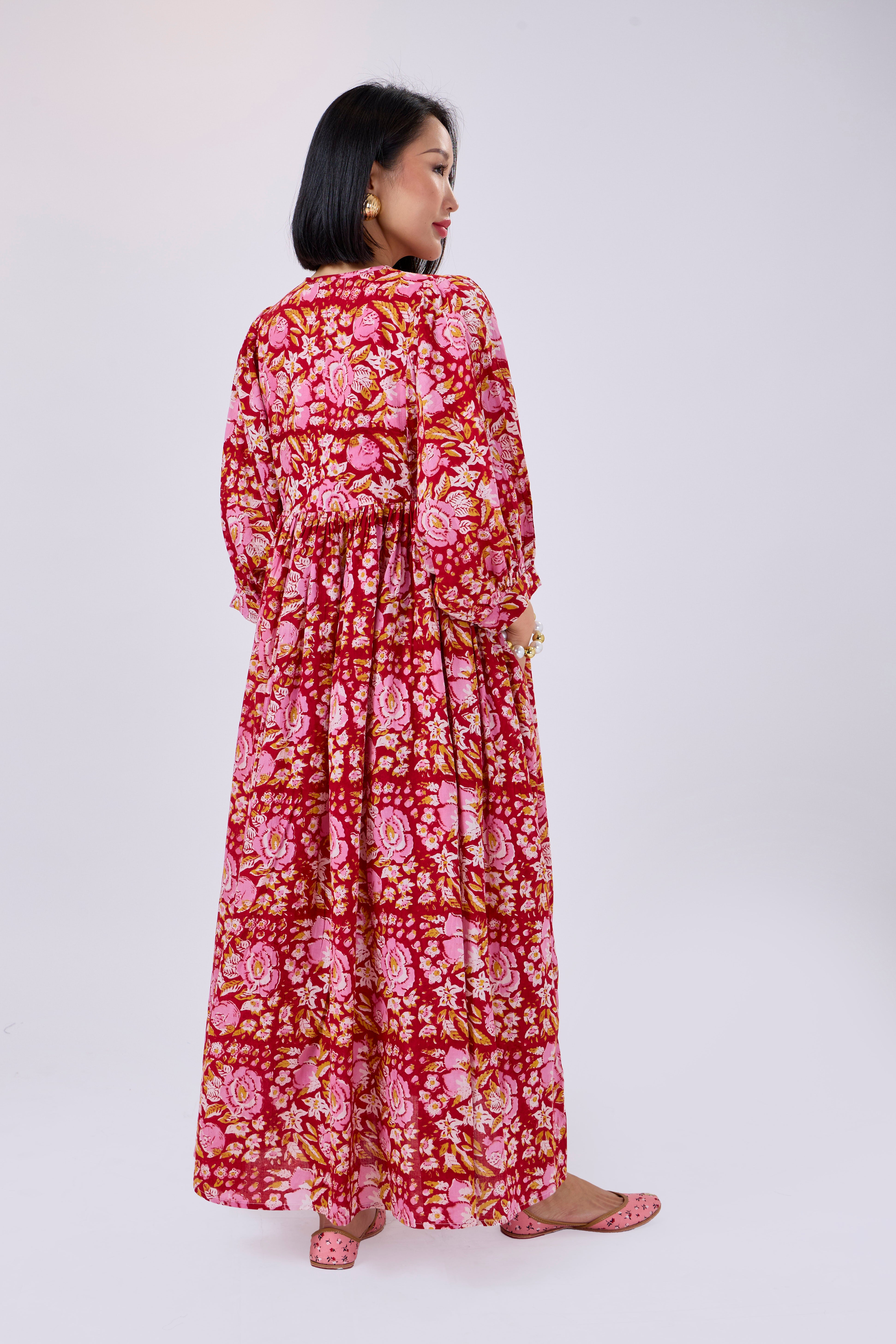 Introducing the Frillina Dress: Elegant and Flowy