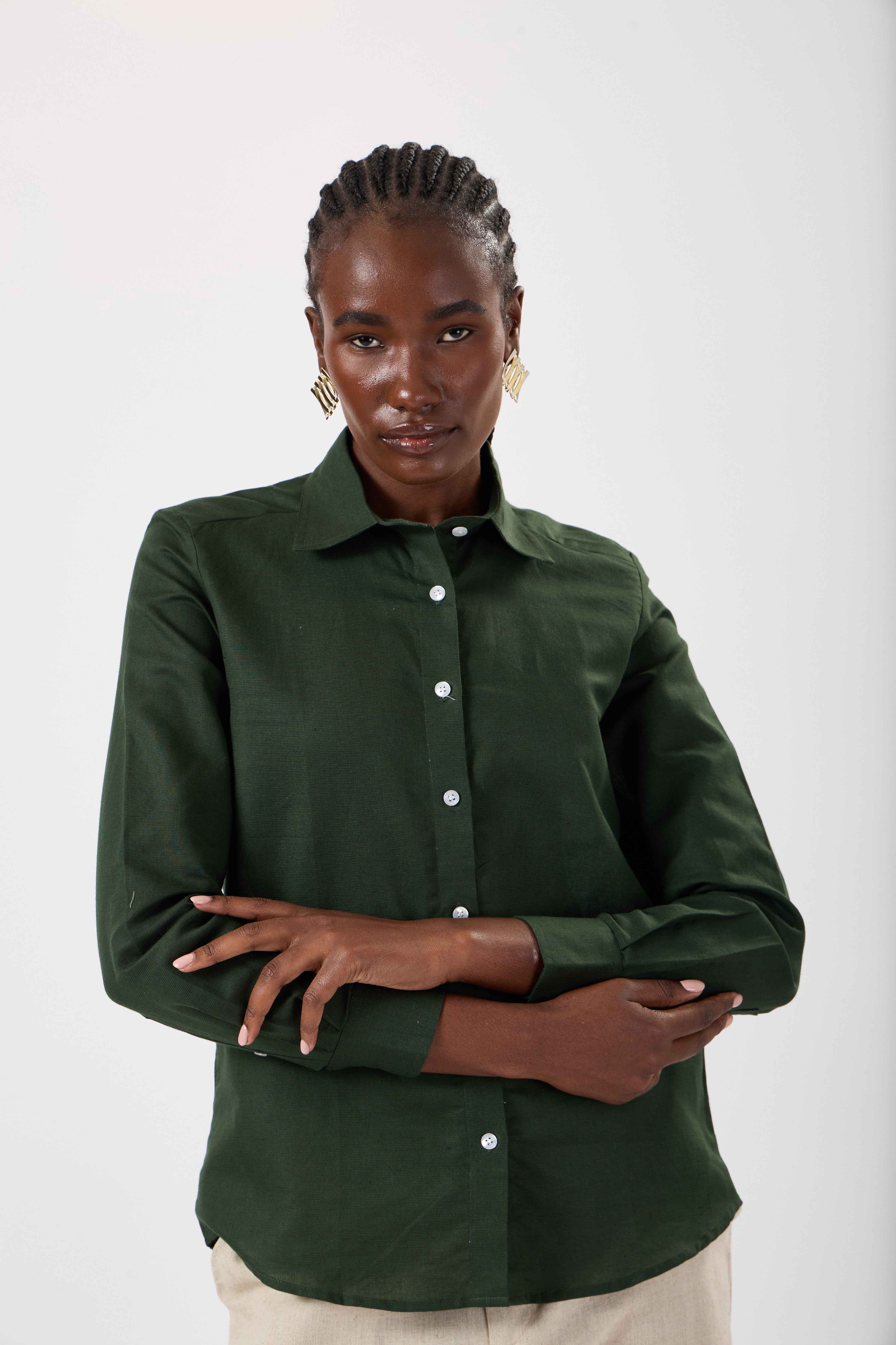 The Essential: Classic Shirt