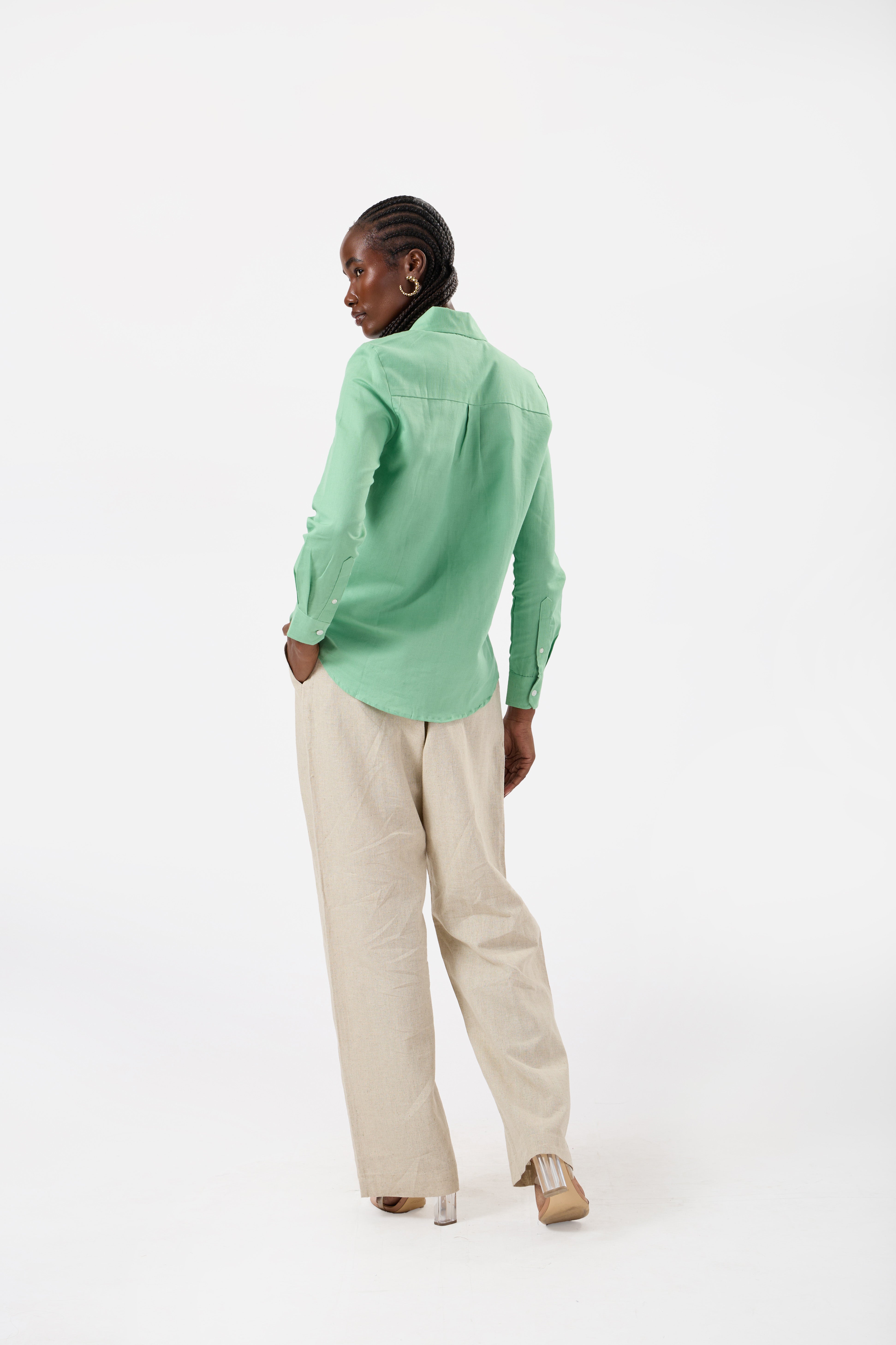 The Essential: Classic Shirt