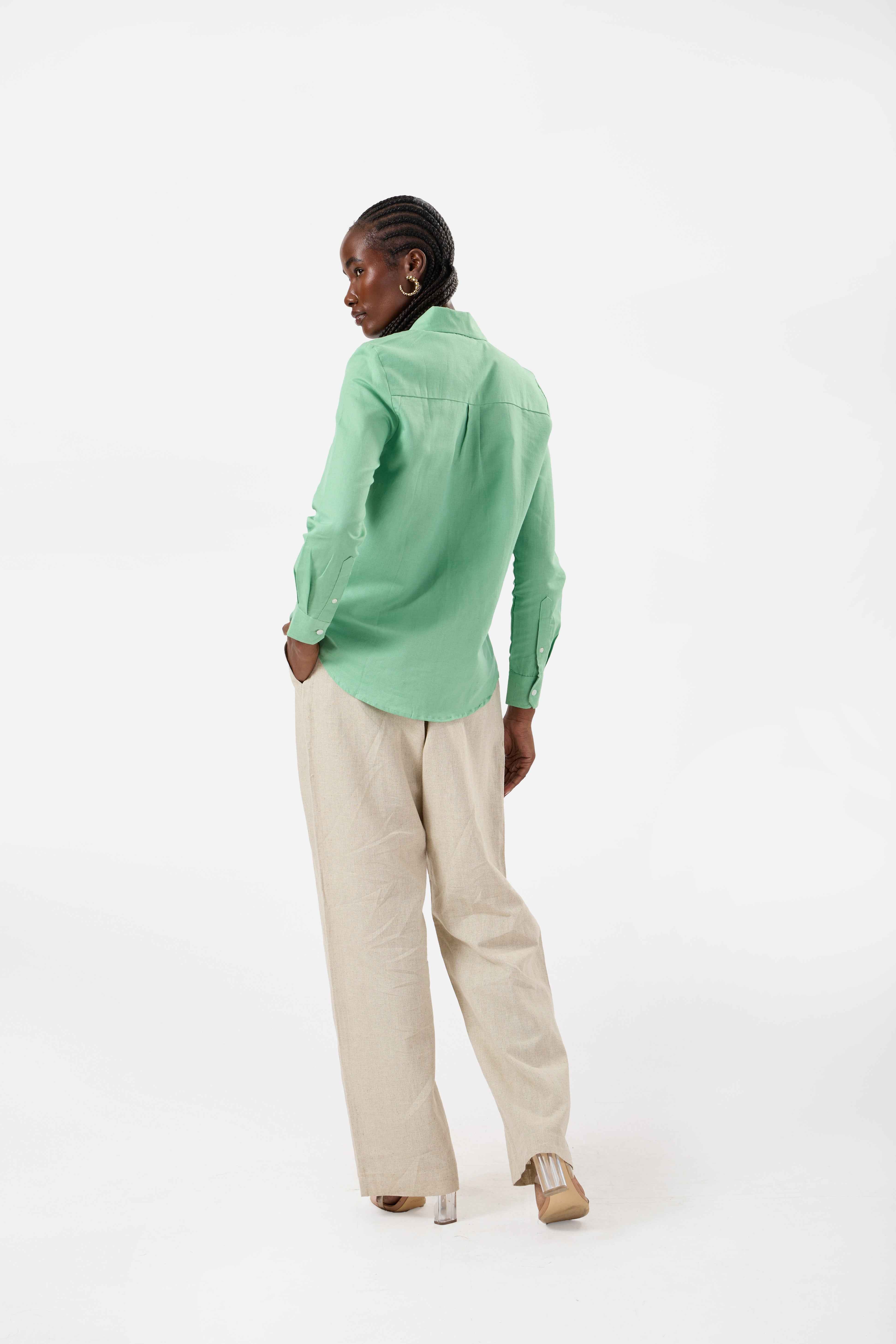 The Essential: Classic Shirt