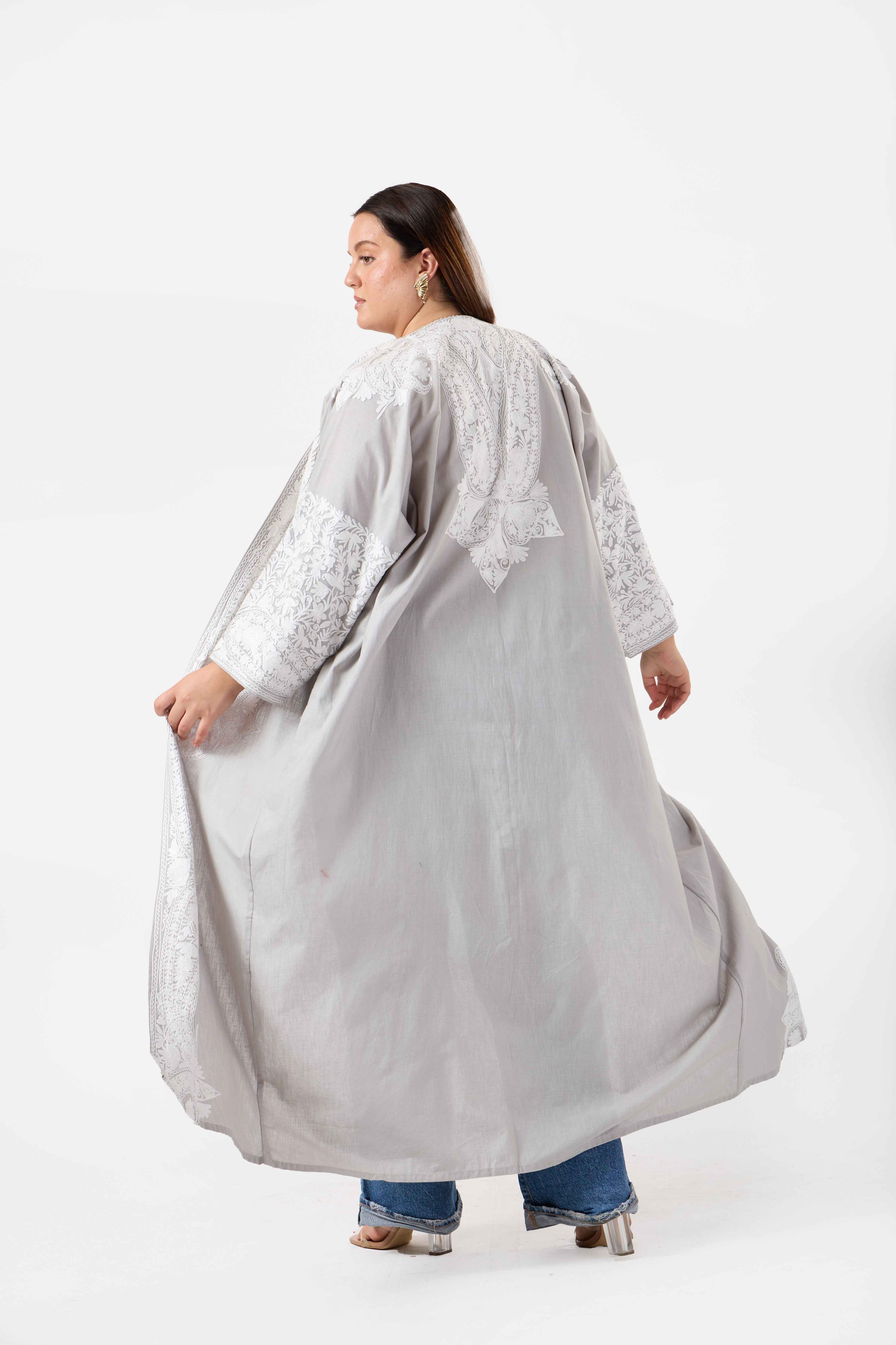 Noorani: Luxe Pure Linen Kimono with Kashmiri Embroidery