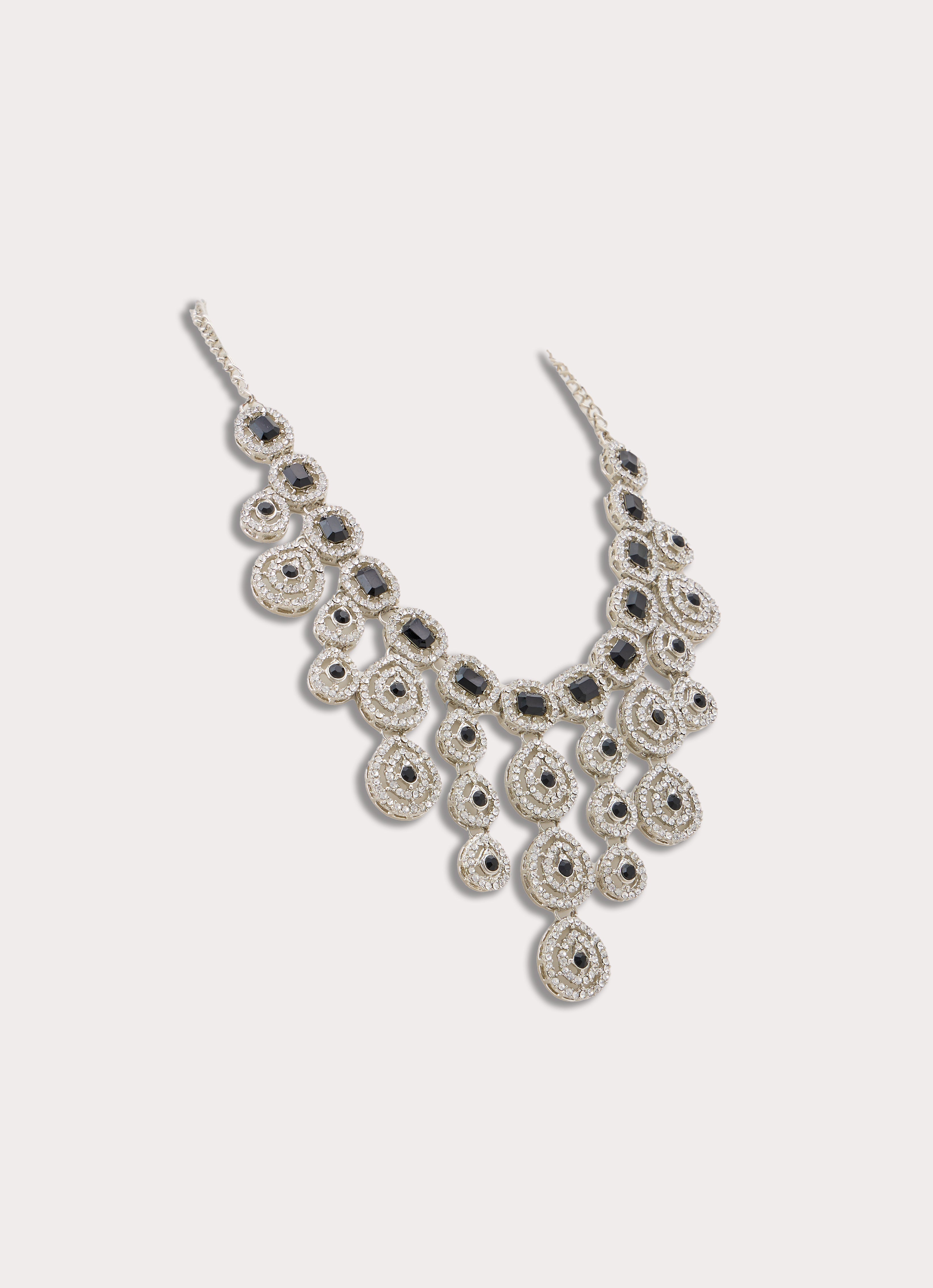 Almas Necklace