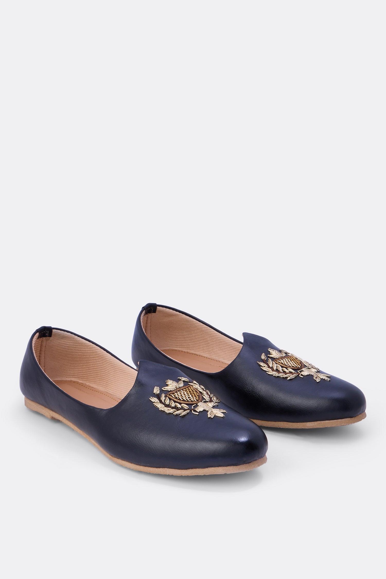 Party casual leather loafer shoes with embroidery