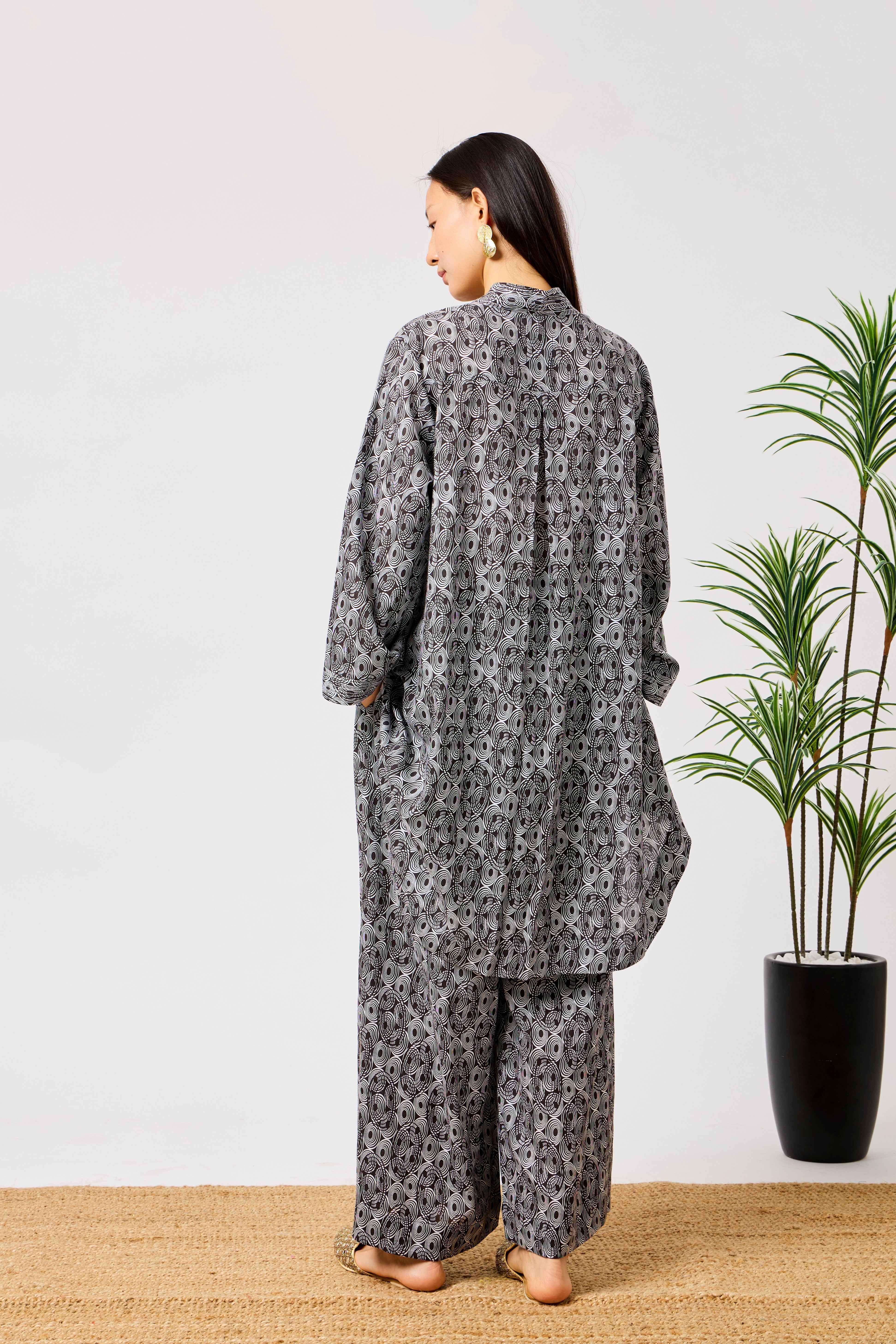Grey Cotton Abstract Print Relaxed Wide Leg Co-Ord Set | Zareen