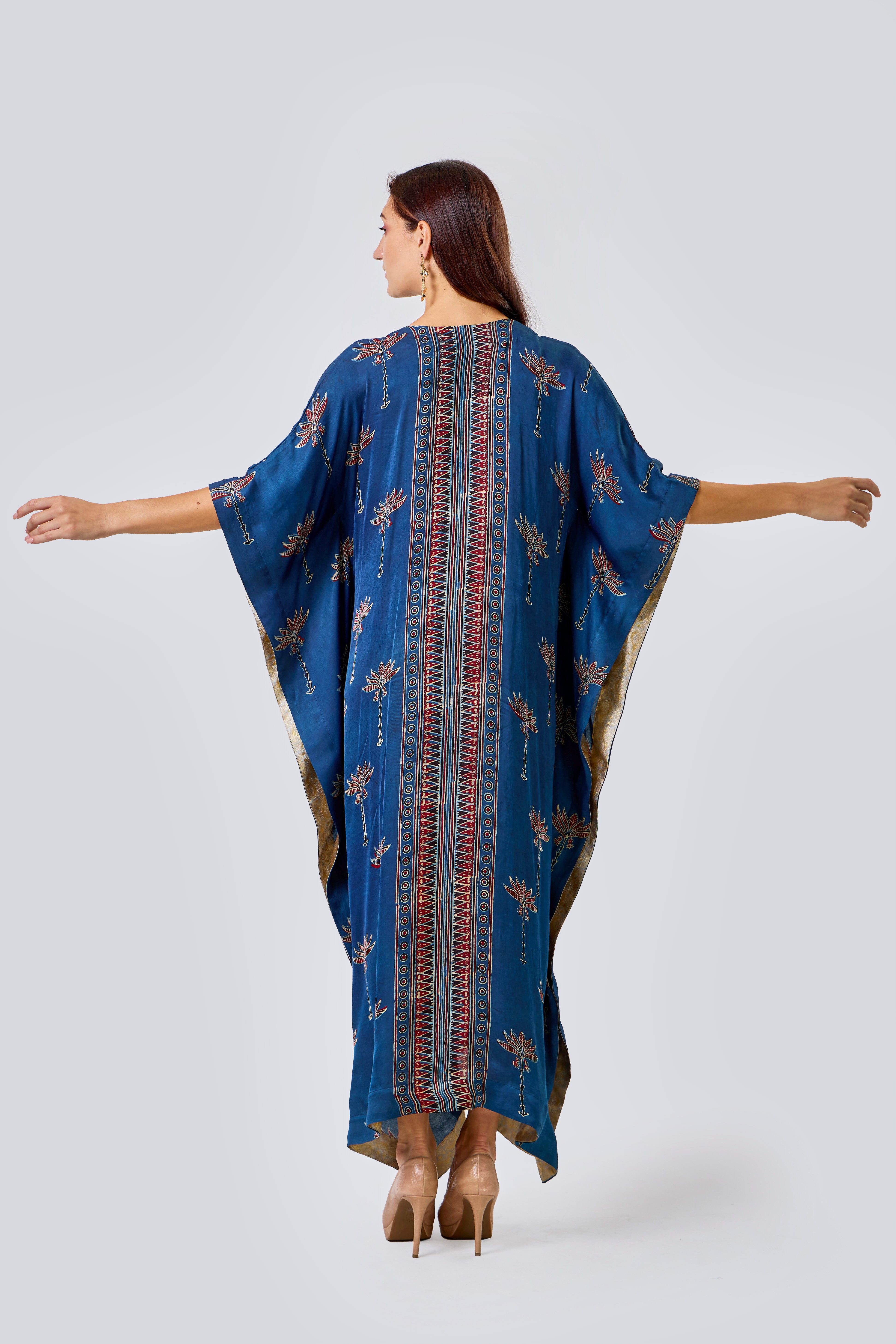 Vyra Kaftan - The Gaia World