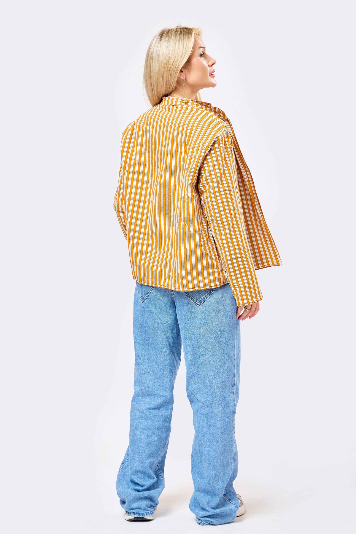Tavira Short Velvet Jacket