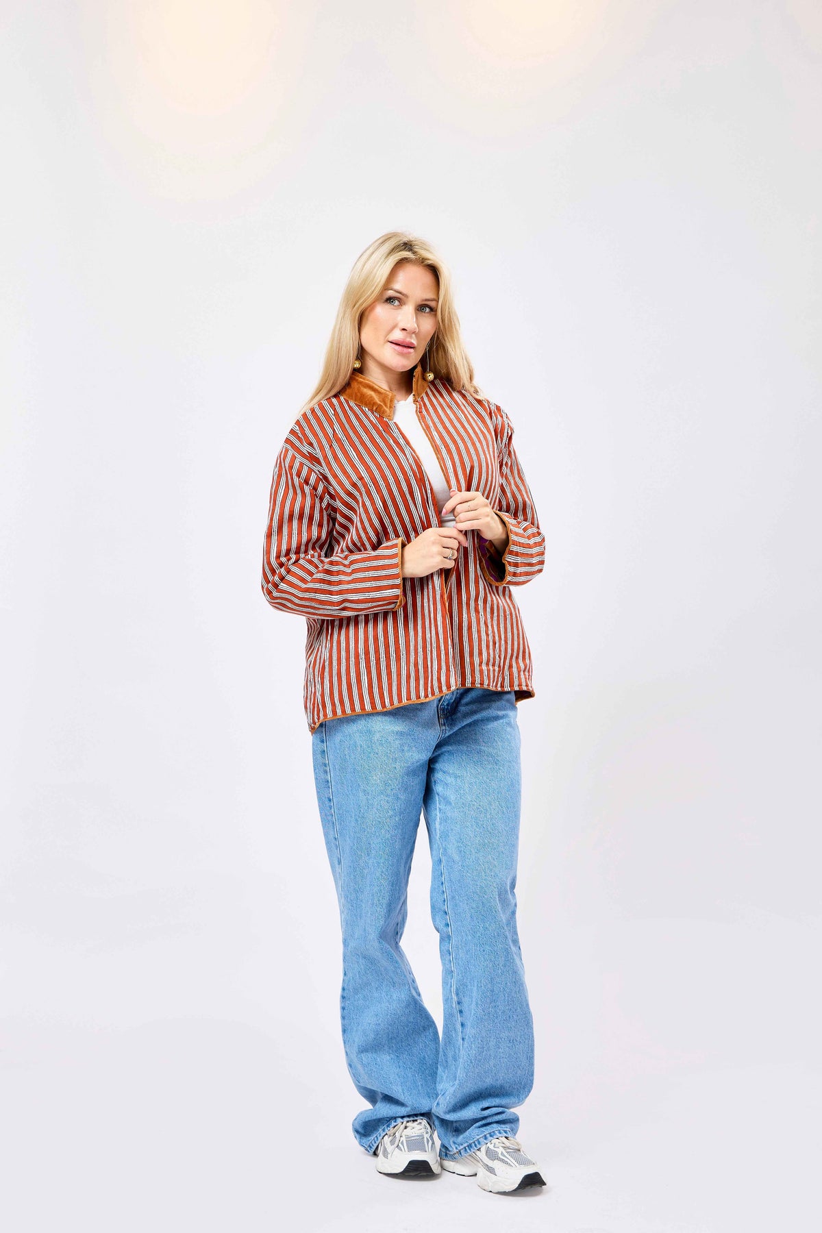 Vireza Short Velvet Jacket