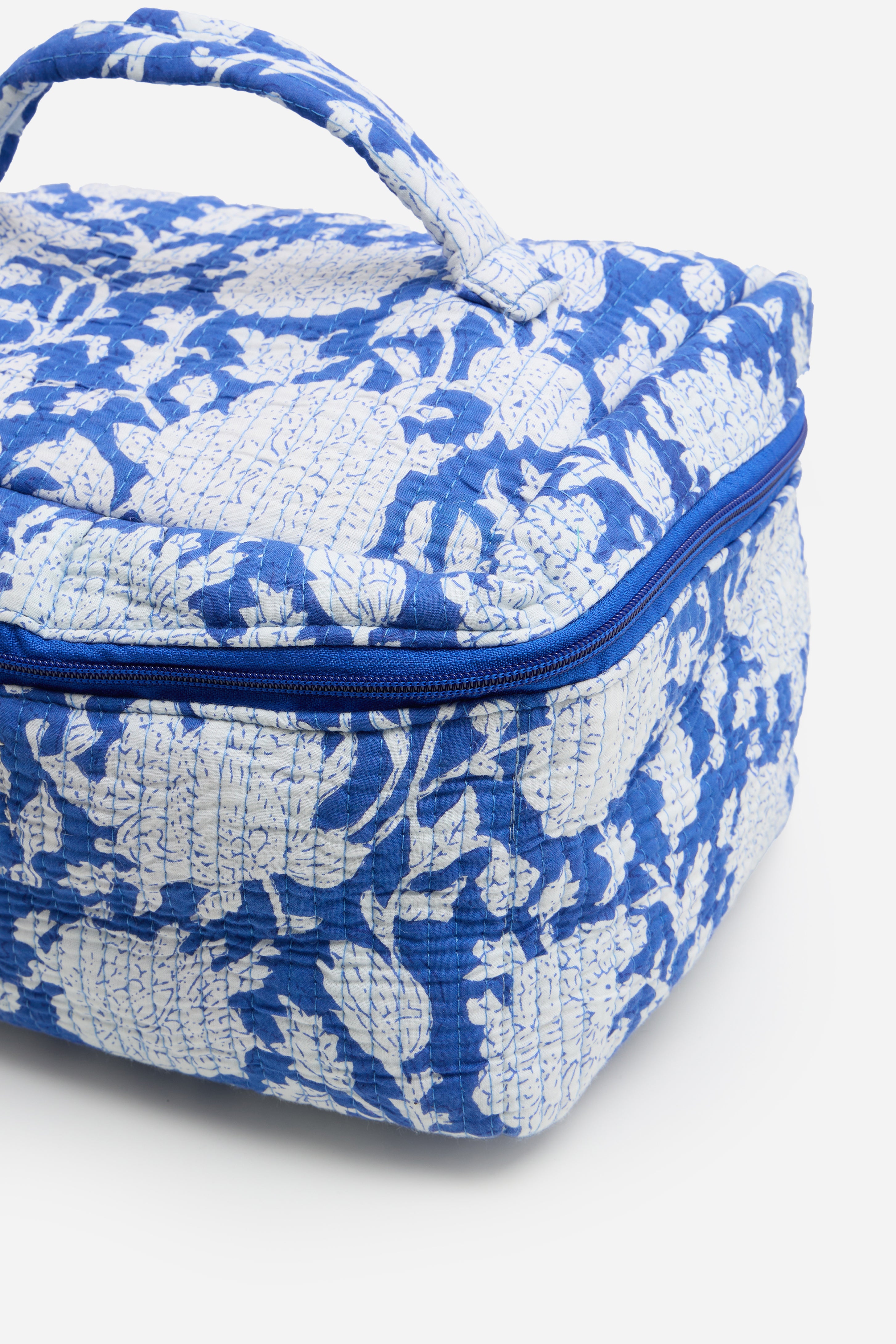 Caelira Vanity Make-Up Pouch