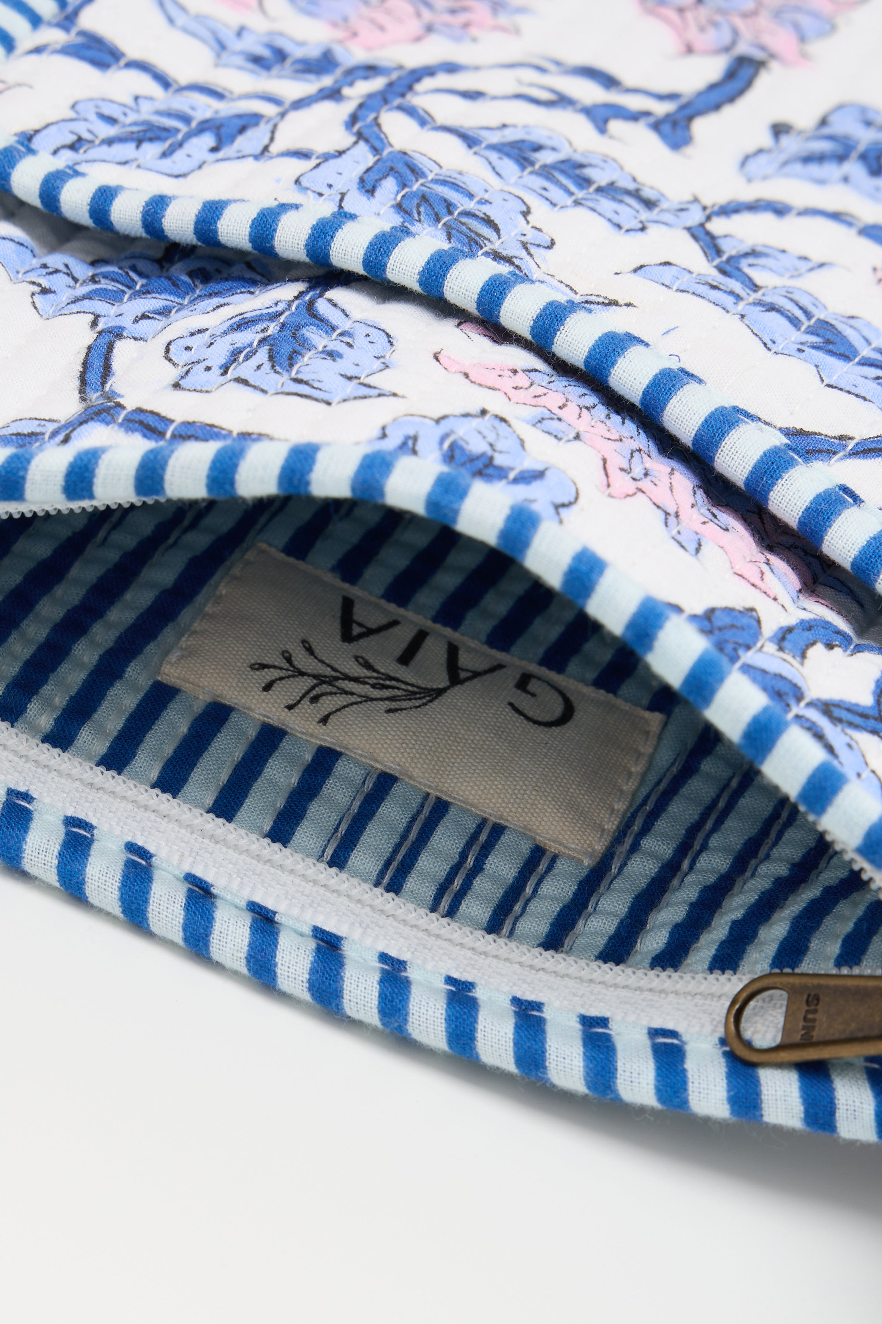 Lymera Sling Bag - The Gaia World