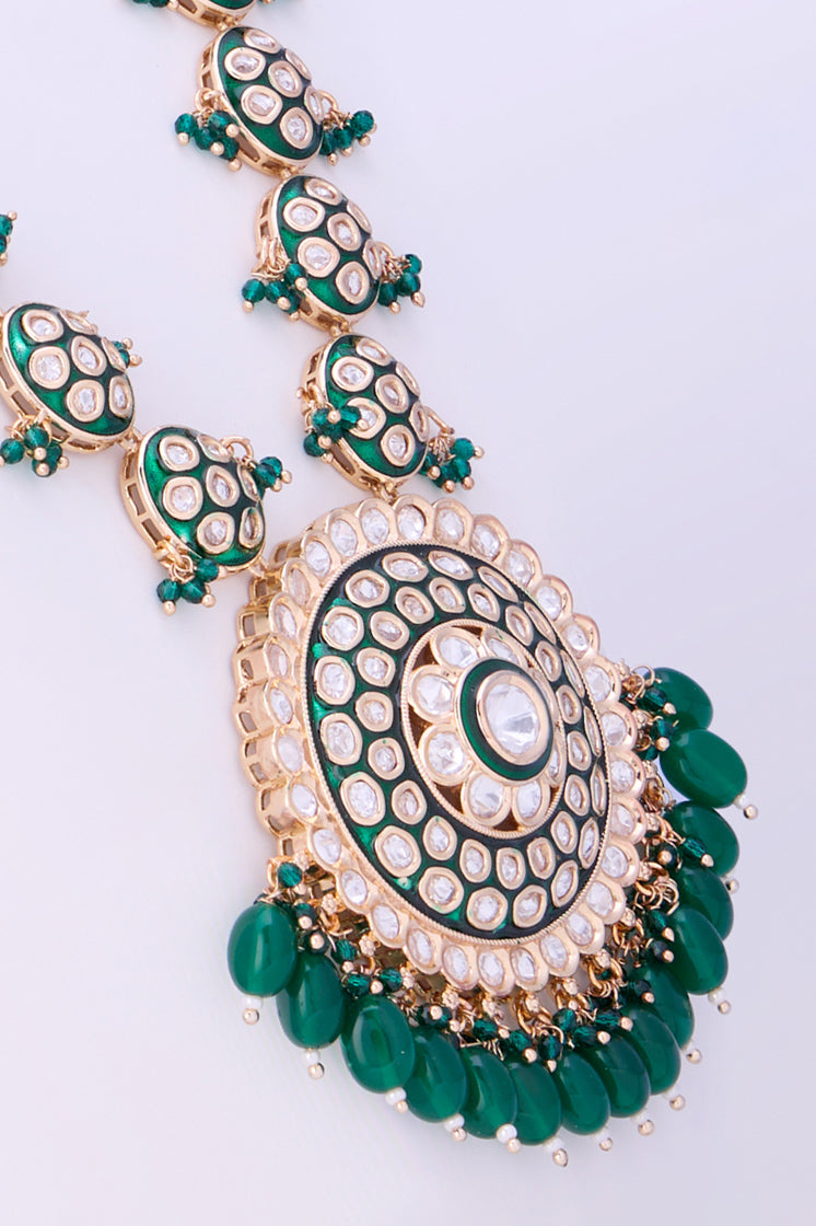 Necklace Set Studded with Green Pearls & Kundan Polki