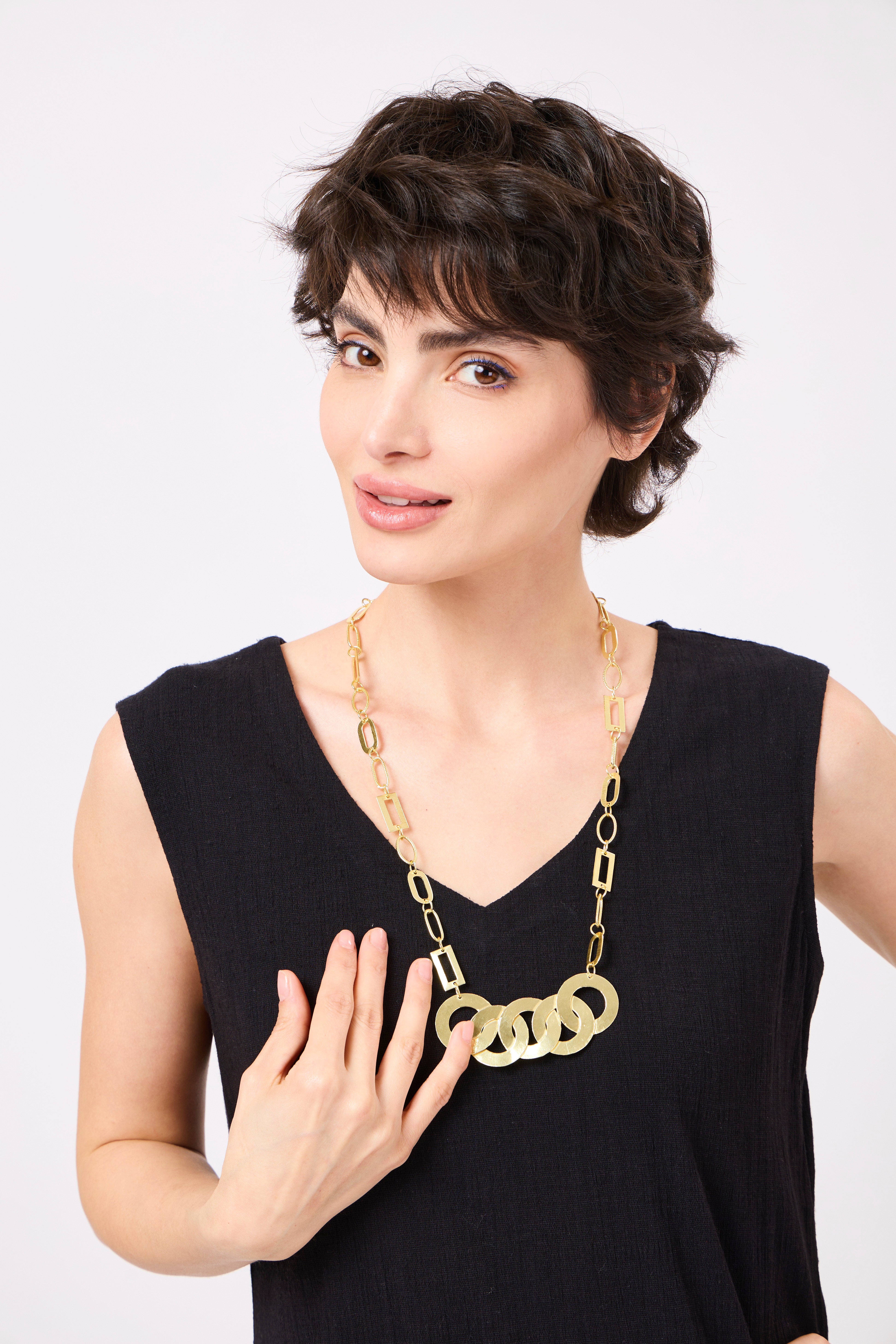 Axiom Collection: Daim Necklace - The Gaia World
