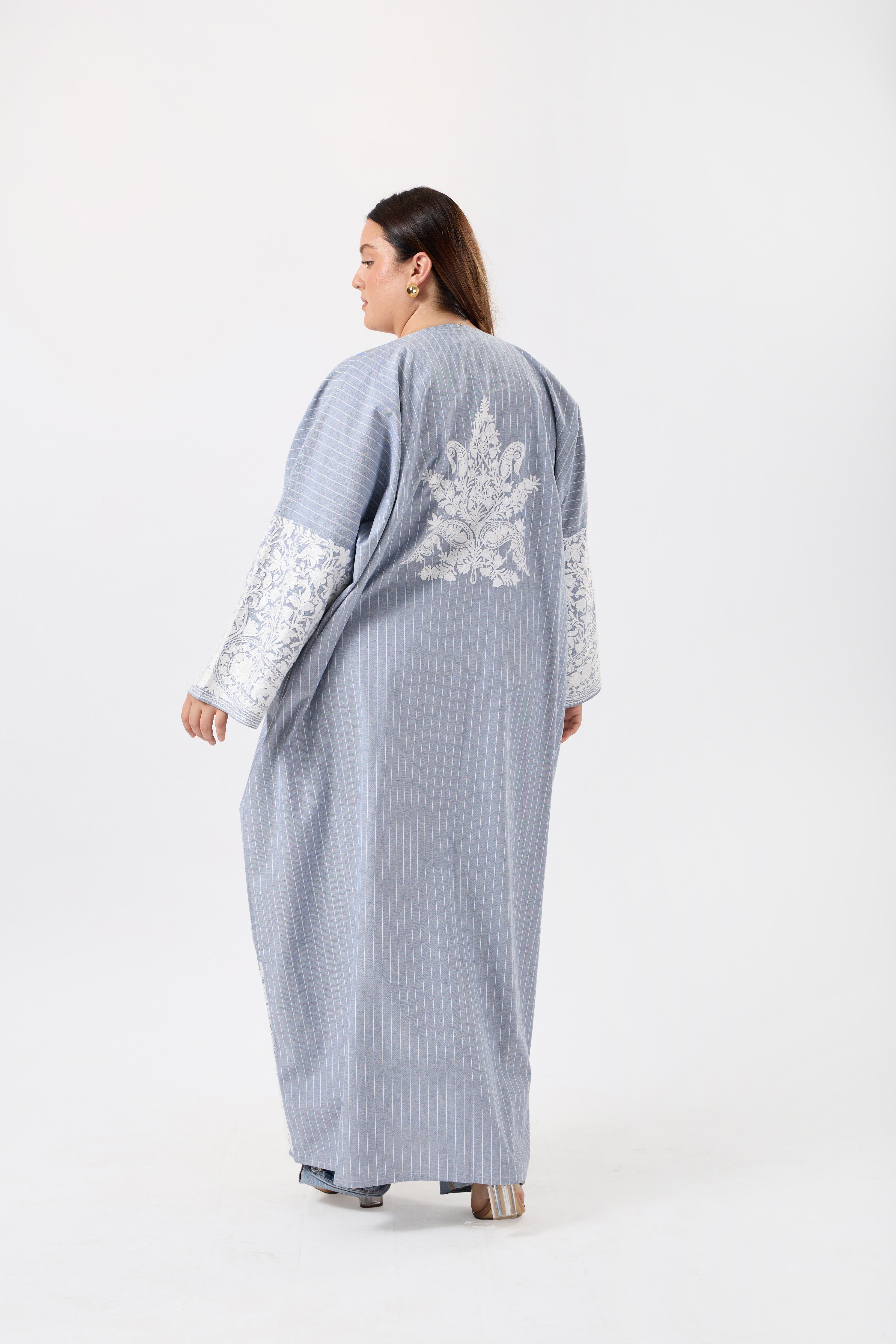 Noorani: Luxe Pure Linen Kimono with Kashmiri Embroidery