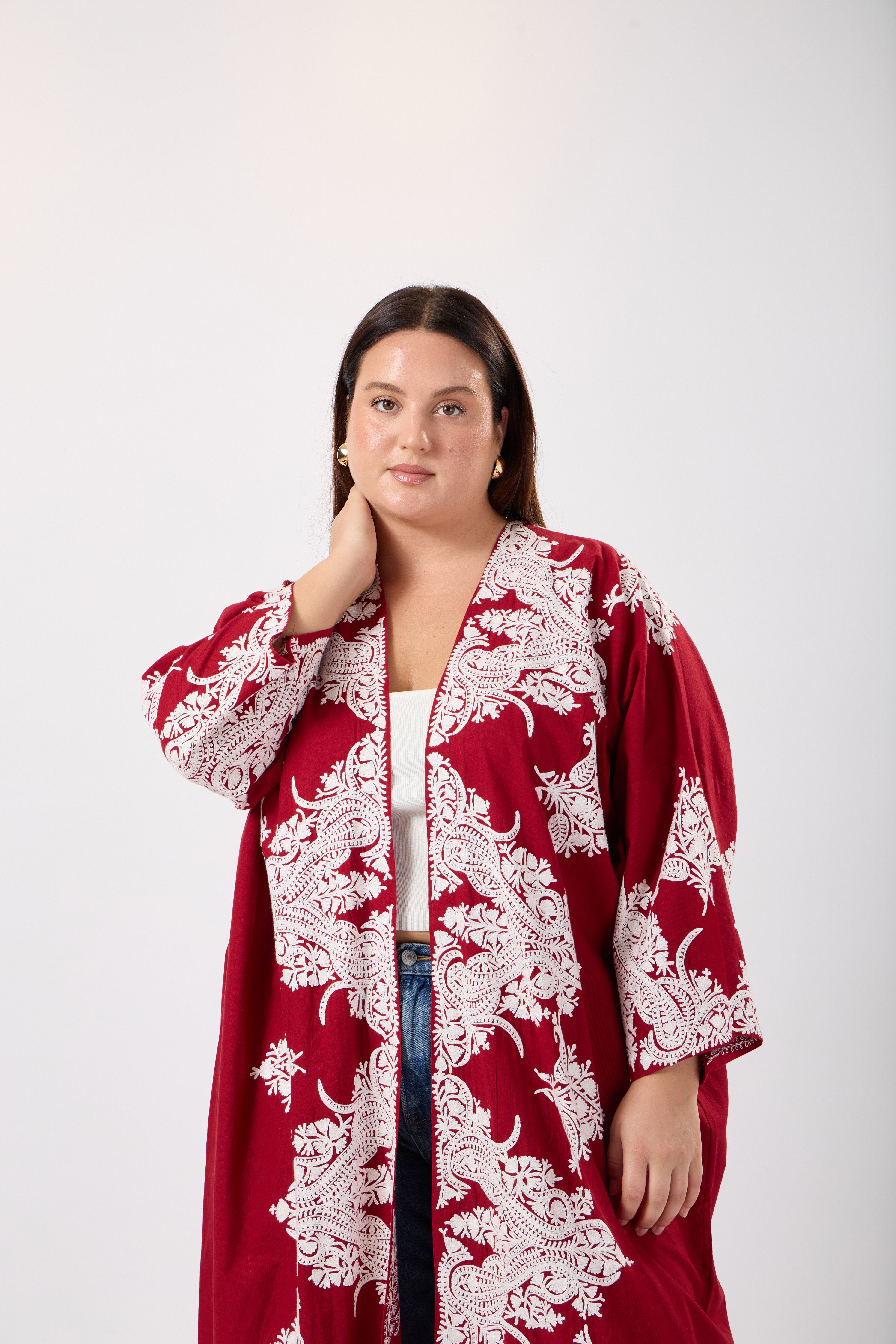 Noorani: Luxe Pure Linen Kimono with Kashmiri Embroidery