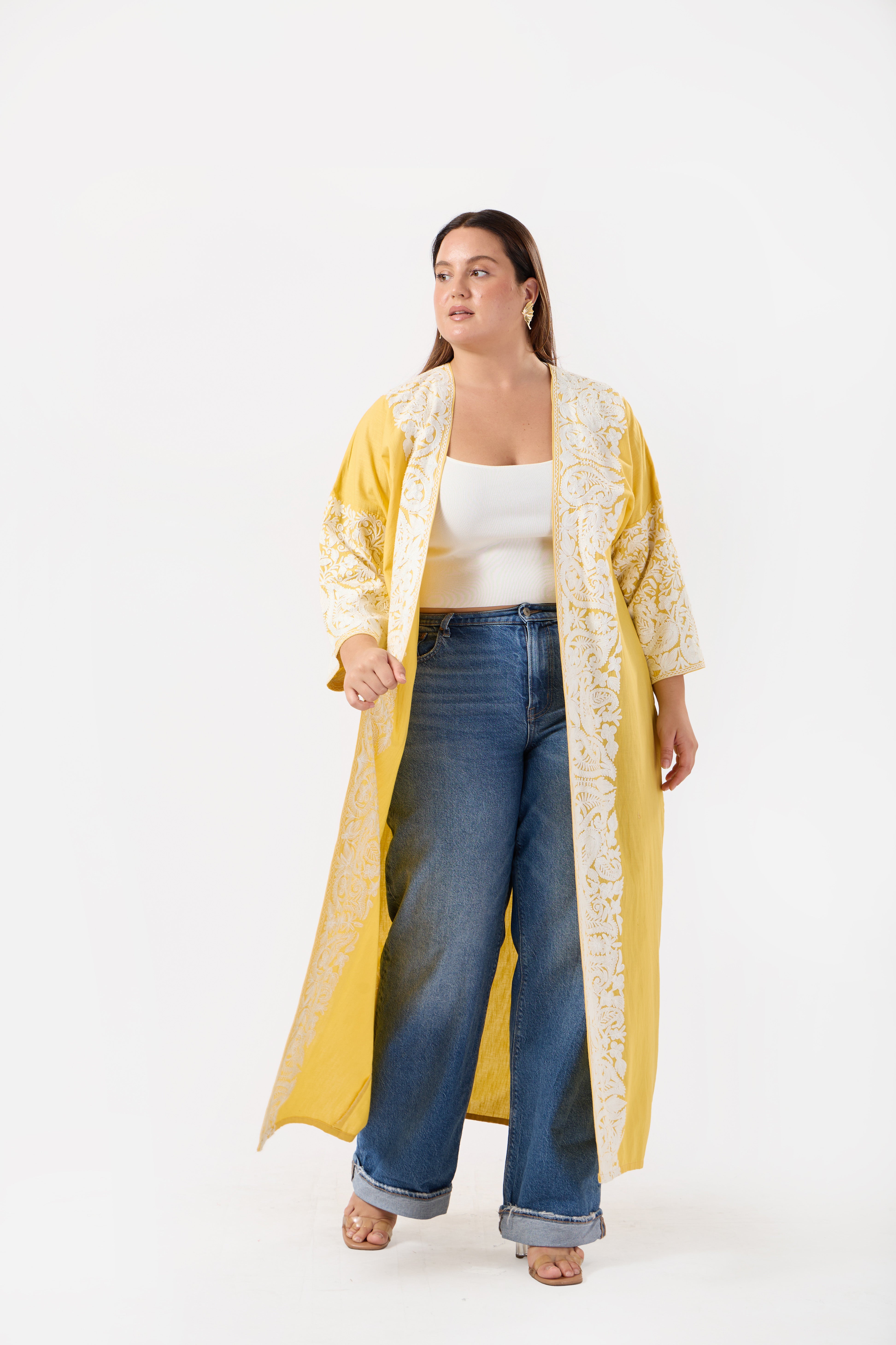 Noorani: Luxe Pure Linen Kimono with Kashmiri Embroidery