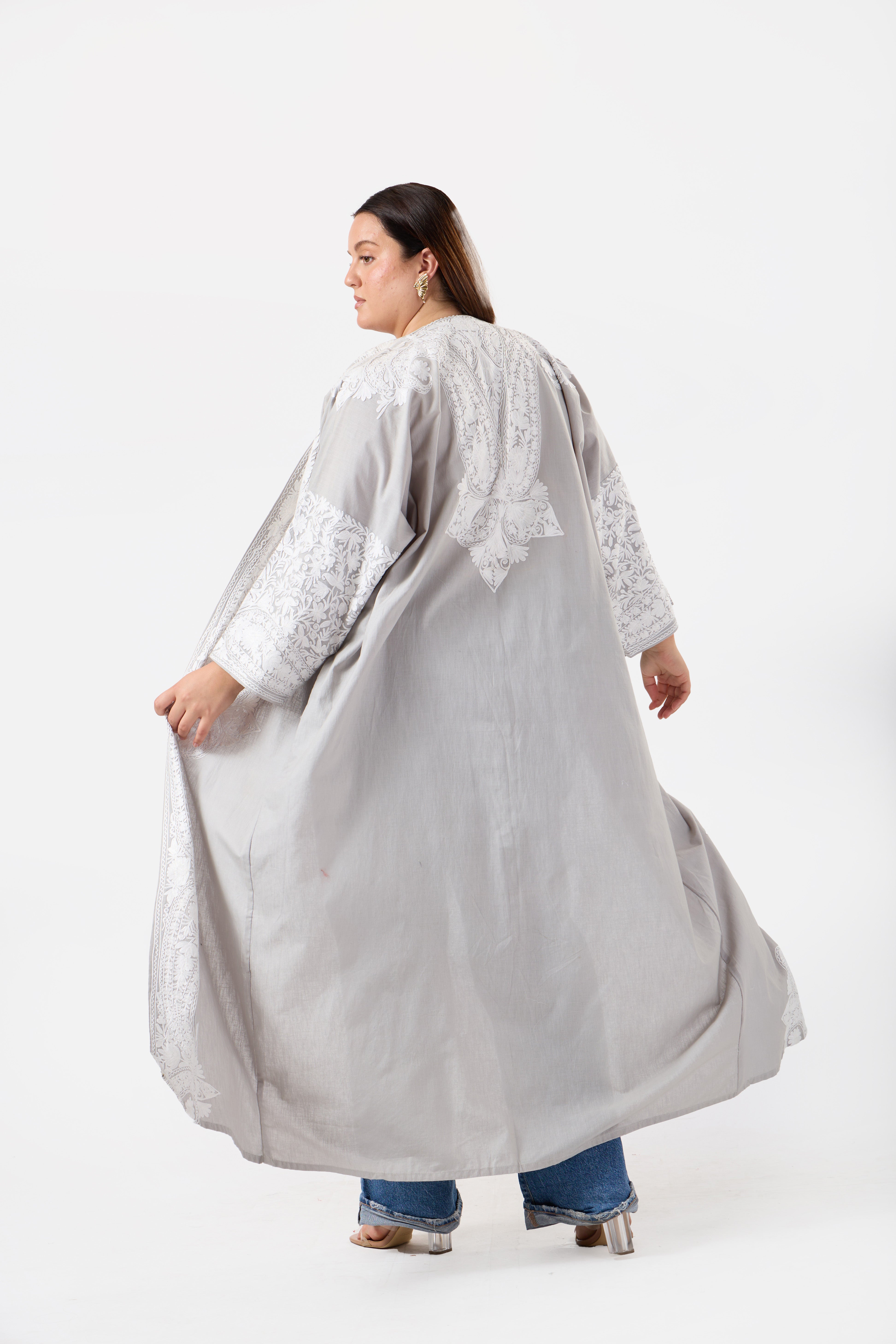 Noorani: Luxe Pure Linen Kimono with Kashmiri Embroidery
